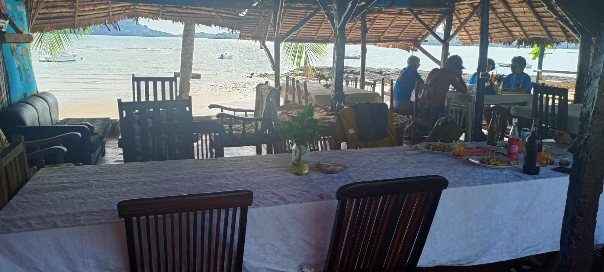 Hotel Piscine Bimoko à Nosy-Be Extérieur photo