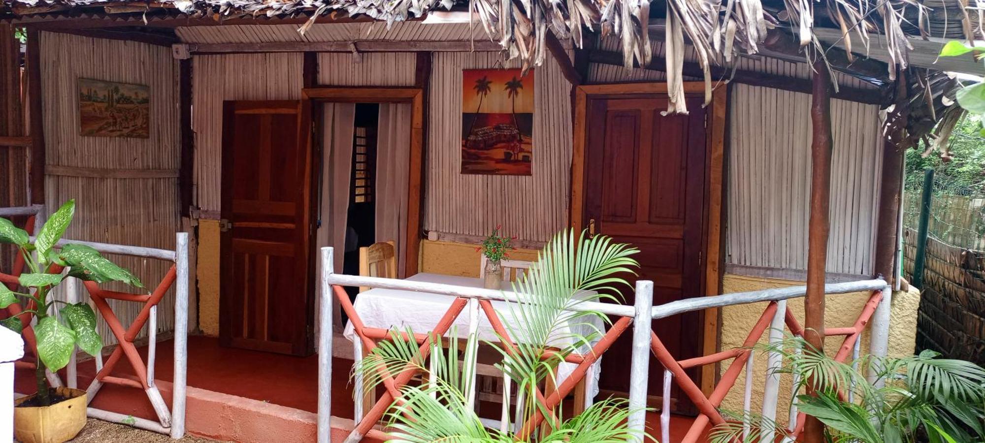 Hotel Piscine Bimoko à Nosy-Be Extérieur photo
