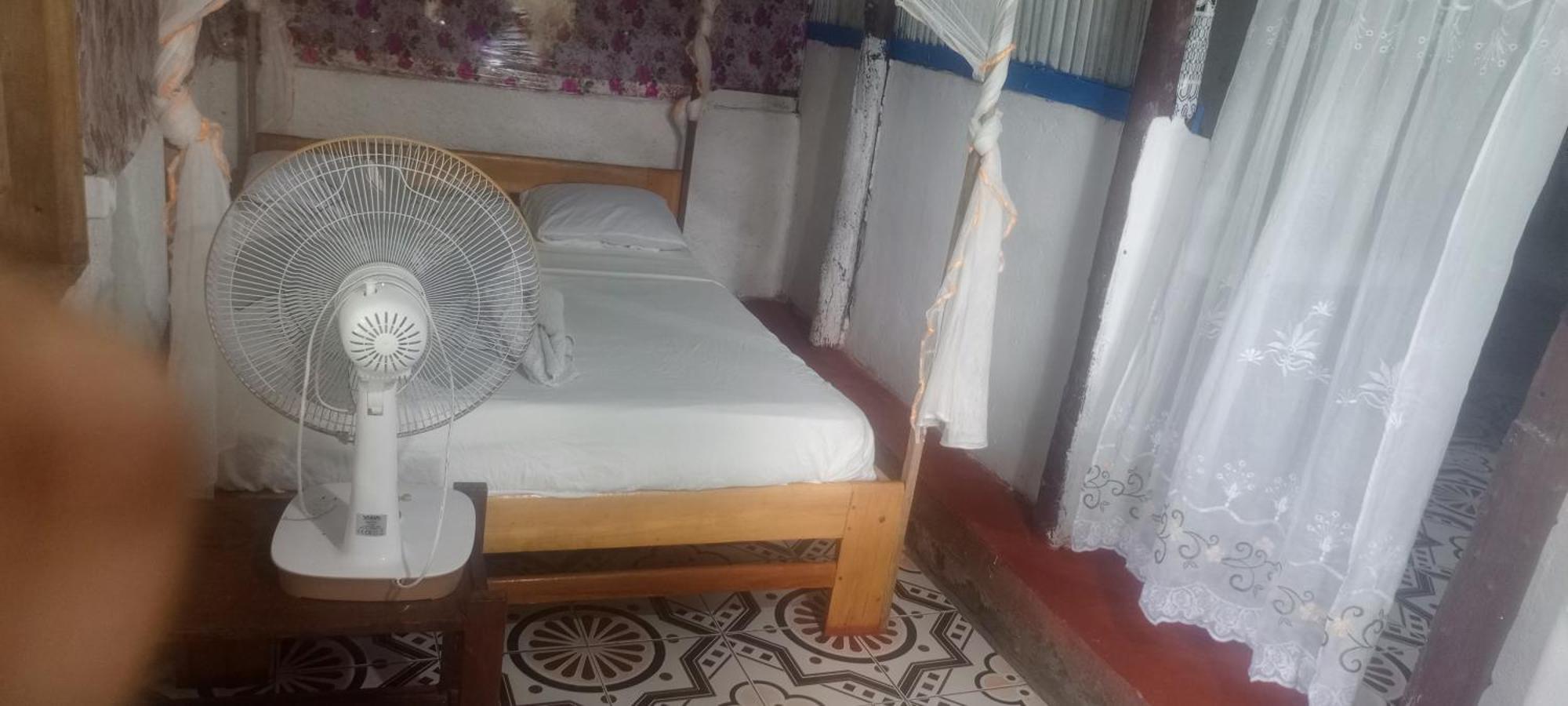 Hotel Piscine Bimoko à Nosy-Be Extérieur photo