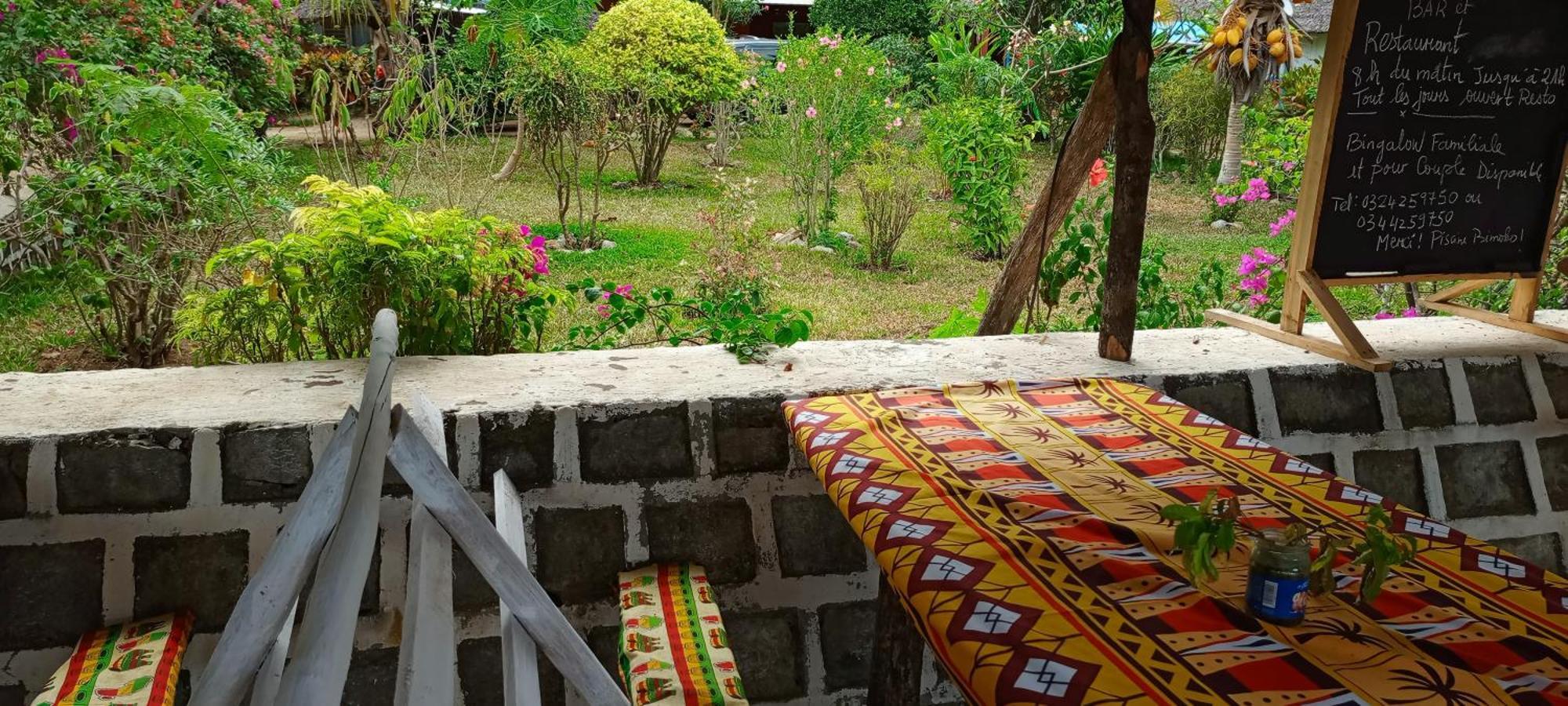 Hotel Piscine Bimoko à Nosy-Be Extérieur photo